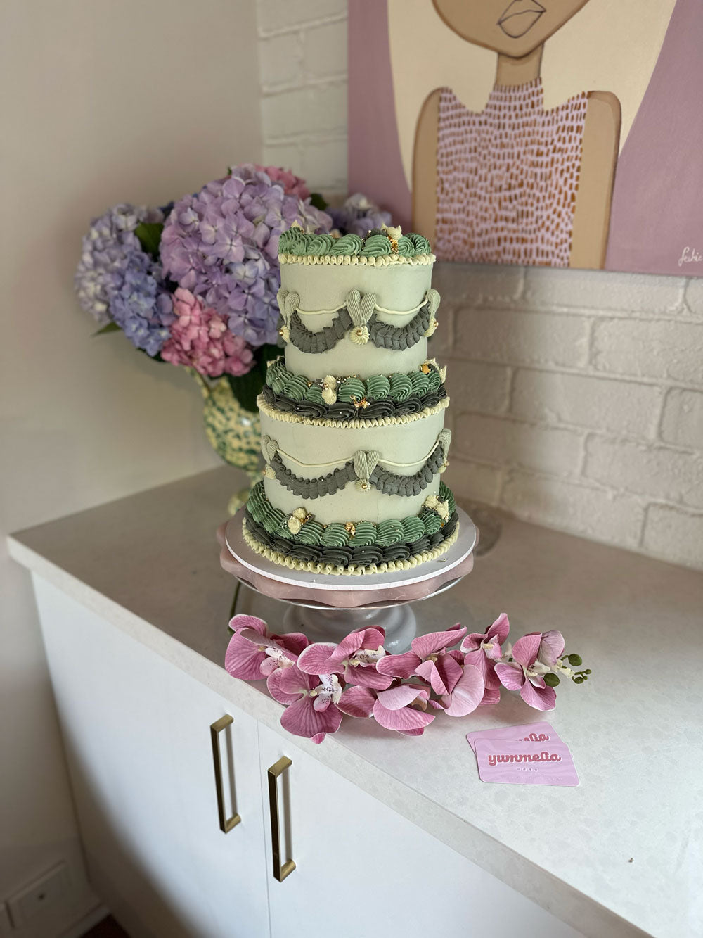2 Tier Vintage Cake