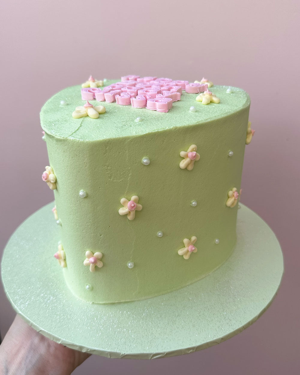 Daisy Flower Cake