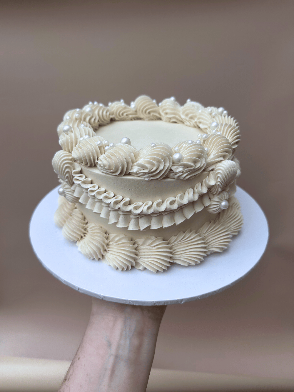 Mini Vintage Round Cake - Gender Reveal
