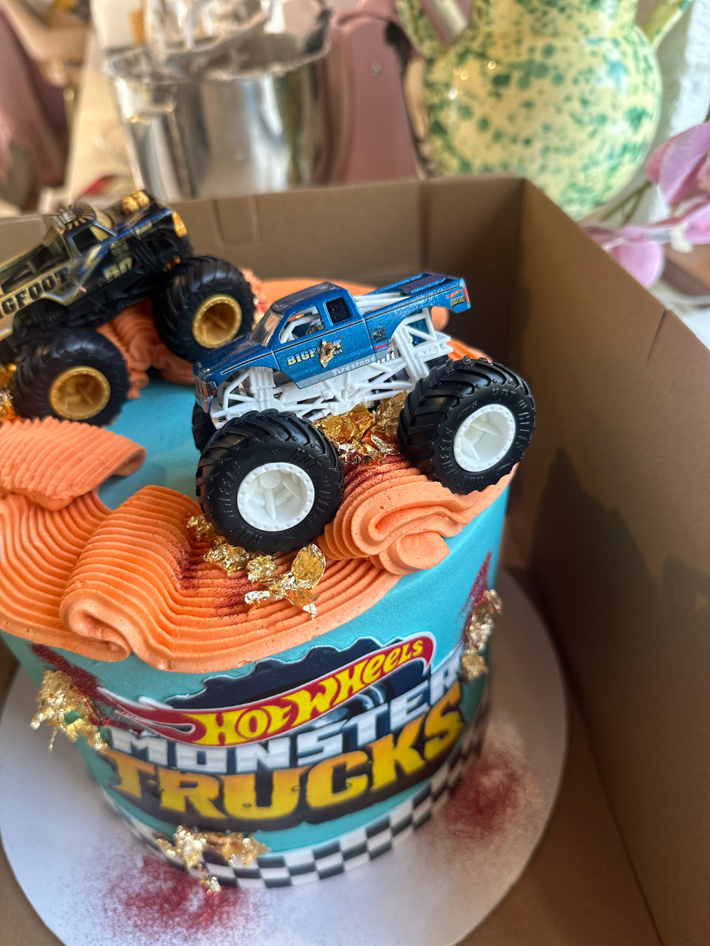 Hot Wheels or Monster Truck Cake