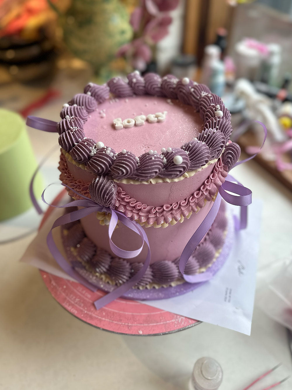 Vintage Round Cake